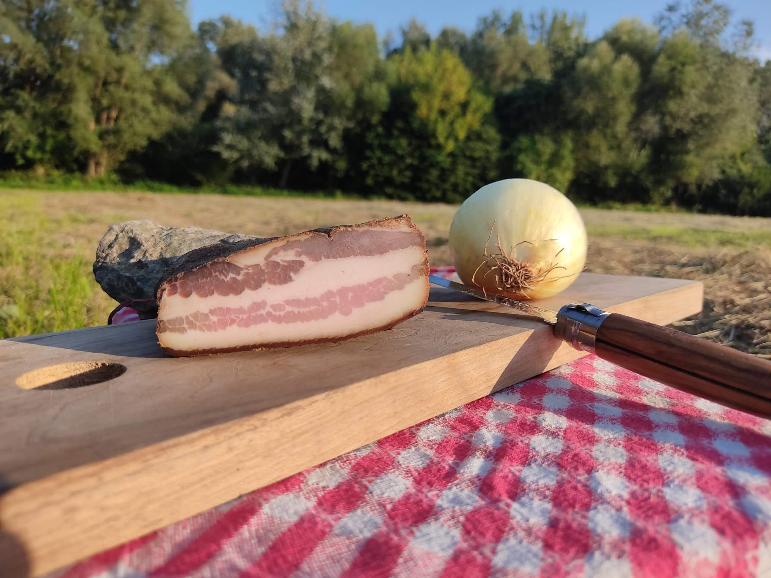 Fein geräucherter Bauchspeck